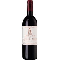 Château Latour gehört zu den renommiertesten Weingütern im Bordeaux und überzeugt mit seinem 2015er Pauillac AOP