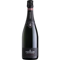 Der Ferrari Maximum Blanc de Blancs aus der Trento DOC-Region besticht durch seine intensive strohgelbe Farbe und ein lebendiges Bouquet. Dieser Schaumwein