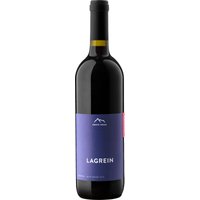 In einem tiefen Granatrot präsentiert sich der Lagrein von Erste+Neue. Sein reichhaltiges