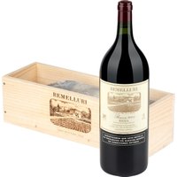 Der 2005er Rioja von Granja Nuestra Señora de Remelluri zeigt eine tiefdunkle Farbe und konzentrierten Charakter. Das Bouquet entfaltet reichhaltige Aromen reifer Kirschen