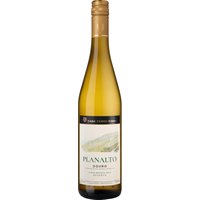 Die portugiesische Weinregion Douro ist eigentlich für ihre roten Rebsorten bekannt. Ausnahmen bestätigen allerdings die Regel: Diese gelungene Cuvée hat die portugiesische Gastronomie im Sturm erobert. Mit Viosinho