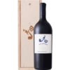 Der Rotwein aus Paarl zeigt sich in der Magnumflasche mit kraftvoller Eleganz. Die Cuvée aus Cabernet Sauvignon (49 %)