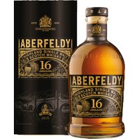 Der in ehemaligen Bourbon- und Sherryfässern ausgebaute Aberfeldy 16 Years erfüllt die Nase mit floralen Aromen