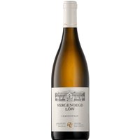 In einem strahlenden Goldton präsentiert sich der Vergenoegd Löw Chardonnay 2023 aus Südafrika und verführt mit intensiven Aromen von Butterscotch