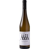 Der AB Wines Vinho Verde Superior aus dem Jahr 2023 vereint Frische und Spritzigkeit auf beeindruckende Weise. Im Glas entfalten sich Noten von Geißblatt