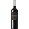 Der Maçanita Tinto 2021 aus dem Douro-Tal verführt mit einem tiefen Violett im Glas. In der Nase betören reife Früchte