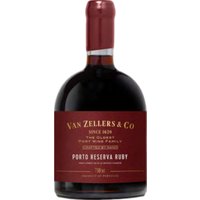 Seit 1780 steht Van Zellers & Co für Qualität im Douro-Tal. Der Van Zeller Ruby Port Reserva beeindruckt durch jugendliche Frische und fruchtige Noten. Hergestellt aus traditionellen Rebsorten wie Touriga Franca