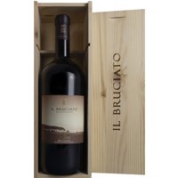 In leuchtendem Rubinrot präsentiert sich der Il Bruciato 2023 von Guado al Tasso und verführt mit intensiven Aromen reifer Beeren. Die kraftvolle Cuvée aus Cabernet Sauvignon