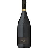 Die Pfalz bietet mit ihrem mediterranen Klima und den schweren roten Lehmböden ideale Bedingungen für den "Lergenmüller Roter Lehm". Der 2021er Merlot wartet mit intensiven Aromen von süßer Kirsche