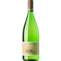 Mit seinen typischen Riesling-Noten führt der Däuwel Riesling 2024 aus der Pfalz in die Welt der frischen