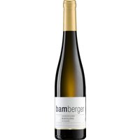 Der Meddersheimer Altenberg Riesling Auslese 2023 vom Wein- und Sektgut Bamberger repräsentiert die Region Nahe mit beeindruckender Intensität. Diese Auslese offenbart ein harmonisches Spiel von Edelsüße und Fruchtsäure