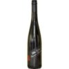 Der Heymann Löwenstein Uhlen Roth Lay Riesling GG 2020 präsentiert sich in einem hell glänzenden Strohgelb. Sein Bouquet offenbart saftige Aromen von süßen Melonen und frisch geschältem gelbem Pfirsich. Am Gaumen überzeugt er mit reifen Tropenfruchtaromen und einer zarten Cremigkeit