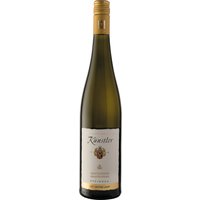 Der Künstler Hattenheimer Pfaffenberg Riesling GG 2021 verführt mit komplexen Aromen von reifen Aprikosen und exotischen Früchten. Die elegante