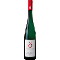 Ein feurig-mineralisches Aroma und eine feinsaftige Textur zeichnen den von Othegraven Bockstein Riesling GG 2021 aus. Dieser Weißwein aus der Moselregion besticht durch seinen deutlichen Spontistinker mit Kräuterhefe