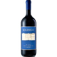 Der Solengo von Argiano aus dem Jahr 2020 präsentiert sich mit einem fast schwarzen Rubinrot und intensiven Aromen von schwarzen Beeren