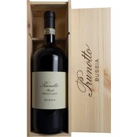 Der Prunotto Bussia Barolo 2019 entfaltet in der Nase vielschichtige Aromen von Pflaumen