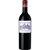 Das Château Cos-d'Estournel im Jahrgang 2022 aus dem Bordeaux-Anbaugebiet Saint-Estèphe präsentiert sich als exzellenter Vertreter des Médoc. Die Weine des Château Cos d'Estournel profitieren von den Kieselböden und der optimalen Sonneneinstrahlung des nördlichen Médoc. Die opulente Cuvée aus Merlot und Cabernet Sauvignon entfaltet eine tiefrote Farbe und komplexe Aromen. Noten von schwarzem Tee
