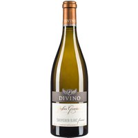 Der facettenreiche Divino Sauvignon Blanc Fumé GG 2022 aus Franken steht für höchste Qualität und Hingabe. Der Weißwein von Divino Nordheim-Thüngersheim überzeugt mit einer eleganten Kombination aus reifen Zitrusfrüchten