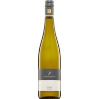 Eine Rarität präsentiert das Weingut Schäfer-Fröhlich mit dem Jahrgang 2022 des Schäfer Fröhlich Müller-Thurgau Riesling trocken. Von 50 Jahre alten Reben auf vulkanischen Porphyrböden des Strombergs stammend