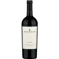 Der 2019er Black Stallion Limited Release Cabernet Sauvignon von Delicato Family Vineyards bietet kräftige