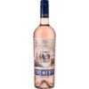 Im Trementi Rosato finden der Norden und der Süden Italiens auf erfrischende und elegante Weise zusammen. Die aus Venetien stammende Corvina-Traube wurde zu gleichen Teilen mit Negroamaro aus Apulien für den Wein verwendet. Das Ergebnis ist ein leuchtend rosafarbener Wein mit einer fein-fruchtigen Aromatik von roten Beeren und Kirschen. Insgesamt trocken