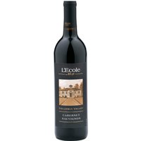 Der 2019er Heritage Cabernet Sauvignon von L'Ecole No 41 Winery beeindruckt mit Tiefe und Vielschichtigkeit. Die Aromen dunkler Früchte