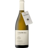 Der Uva Mira The Single Tree Chardonnay 2022 erstrahlt in einem hellen Goldton und fasziniert mit einem komplexen Bouquet aus Jasmin und Orangenblüten