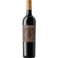 Rubinrot mit feinen violetten Reflexen präsentiert sich dieser Cabernet Sauvignon aus dem Western Cape. Die Reife von achtzehn Monaten in französischer Eiche verleiht eine elegante Balance aus opulenten Noten dunkler Beeren