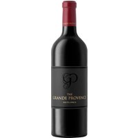 Ein tiefes Pflaumenrot kennzeichnet dieses Cuvée aus Franschhoek. Das Bouquet vereint Aromen von reifen schwarzen Johannisbeeren
