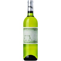 Ein lebendiges Goldgrün kennzeichnet diesen Sauvignon Blanc aus Südafrikas Western Cape. Tropische Früchte und Zitrusnoten prägen das aromatische Profil. Die zwölfmonatige Reife in Eiche verleiht dem Weißwein zusätzliche Komplexität sowie eine angenehme