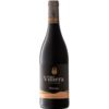 Sanft vereint der Villiera Pinotage 2020 aus dem Western Cape feine Noten von Eiche mit Aromen reifer Beeren und zarter Vanille. Zwölf Monate in französischer Eiche gereift