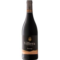 Sanft vereint der Villiera Pinotage 2020 aus dem Western Cape feine Noten von Eiche mit Aromen reifer Beeren und zarter Vanille. Zwölf Monate in französischer Eiche gereift