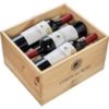 Ein tiefes Rubinrot erfüllt das Glas des Cantine Minini Corte dei Mori Nero D'Avola Jahrgang 2021. Der Duft entfaltet intensive Aromen von Kirschen und Bittermandeln