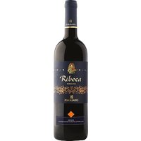 Der Ribeca von Firriato beeindruckt mit tiefroter Farbe und einer komplexen Aromatik aus roten Beeren
