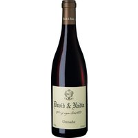 David & Nadia Wines haben sich in Swartland einen Namen gemacht. Der David & Nadia Grenache 2022 verführt mit Aromen von Rosen und wilden Erdbeeren