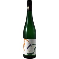 Seinem Namen getreu setzt dieser feinherbe Wein mit einer duftendenSommersinfonie an Johannisbeeren