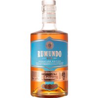 Seven Seals Rumundo Signature Dr. Recipe No. 1 Rum eröffnet eine Welt des lebendigen Geschmacks jenseits der klassischen Rumkonventionen. Die innovative Stockhausen-Methode verleiht ihm eine natürliche Tiefe und markante Aromenvielfalt. In der Nase verführen elegante Holztöne
