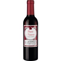 Der Plaisir de Siaurac 2012 aus Bordeaux zeigt im Glas eine strahlend rubinrote Farbe. Dieser elegante Jahrgang bietet feine Aromen von reifen Kirschen und dezenten Gewürznoten. Der Duft harmoniert mit sanften Tanninen am Gaumen