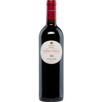 Das intensive Kirschrot mit granatfarbenen Nuancen verrät die tiefgründige Natur des Mas d'en Gil Coma Vella 2015. In der Nase eröffnen sich komplexe Aromen von roten und schwarzen Früchten