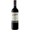 Durch die Reifezeit von 12 Monaten in Barrique entsteht beim D. Mateos Letargo Rioja Crianza 2020 ein komplexer und vielschichtiger Rotwein. Dieser Crianza zeigt sich in einem rubinroten Farbton und entfaltet intensive Aromen von Kirschen
