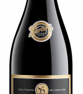 Der Valpolicella vom Kultweingut Sartori wurde im Ripasso-Verfahren hergestellt: Dem Most wurden Schalen aus der Amarone-Produktion zugegeben. Ein wahrer Power-Wein!