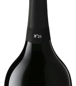 Die hohe Kunst des Champagners zelebriert der Grand Siècle N°26 und vermählt drei herausragende Jahrgänge zu einer einzigartigen Assemblage.