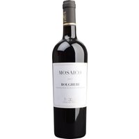 Das immense Potenzial des Merlot in Bolgheri wird im Casa di Terra Mosaico eindrucksvoll gezeigt. Nur die ältesten Rebstöcke aus drei speziellen Parzellen werden verwendet und in französischen Barriques veredelt. Der 2022er Jahrgang besticht durch intensive Aromen von Cassis und Brombeeren