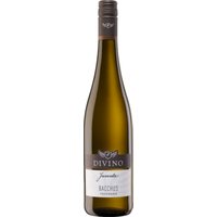 Der "Divino Juventa Bacchus" des Jahrgangs 2024 aus dem fränkischen Weingebiet zeigt sich von seiner fruchtig-würzigen Seite. Die Winzergenossenschaft DIVINO eG präsentiert hier einen halbtrockenen Weißwein