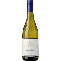 Der Britzinger Chardonnay QbA 2024 zeigt sich als eleganter Weißwein aus extrem ertragsreduzierten Parzellen in Baden. In der Nase begeistert er mit einem saftig-exotischen Fruchtaroma. Am Gaumen überzeugt er zunächst mit einem kernigen Ansatz