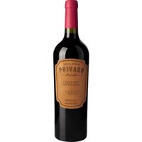 Der Jorge Rubio Privado Cabernet Sauvignon Roble zeigt sich im Glas in einem intensiven Purpurrot mit gleichfarbigen Reflexen. Reife Aromen von Brombeeren