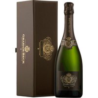 Graham Becks Cuvée Clive 2018 aus dem Western Cape zeigt sich in leuchtendem Gold und überzeugt mit einem vielschichtigen Bouquet aus weißen Blüten