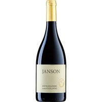 Der 2023er Schloss Janson Spätburgunder Vogelsang aus der Pfalz begeistert in der Nase mit intensiven Noten von Marzipan und Zedernholz. Im Geschmack dominieren Aromen von roten Beeren