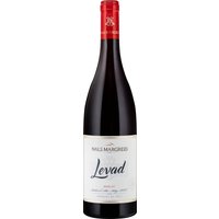 Der Nals Margreid Levad Merlot 2021 aus Südtirol überzeugt mit einer harmonischen Balance aus Eleganz und samtiger Saftigkeit. In der Nase dominieren Aromen dunkler Früchte