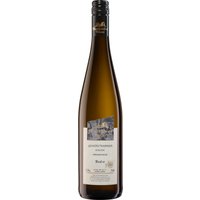 Ein prachtvolles Aromenspektrum definiert den Oberkircher Gewürztraminer Auslese aus dem Jahrgang 2022. In der Nase entfaltet sich ein facettenreiches Bouquet